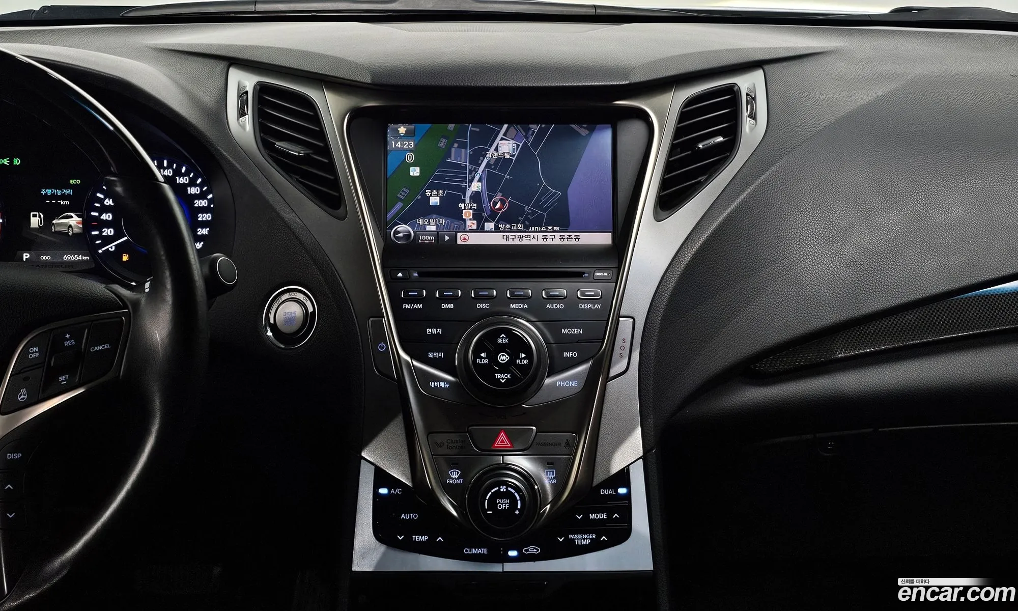 Hyundai Grandeur HG 2012 — 18