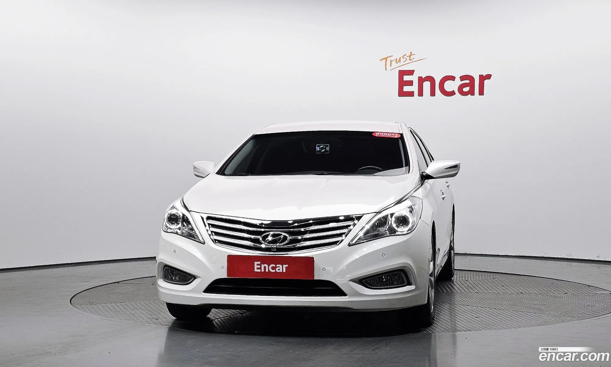 Hyundai Grandeur HG 2012 — 14