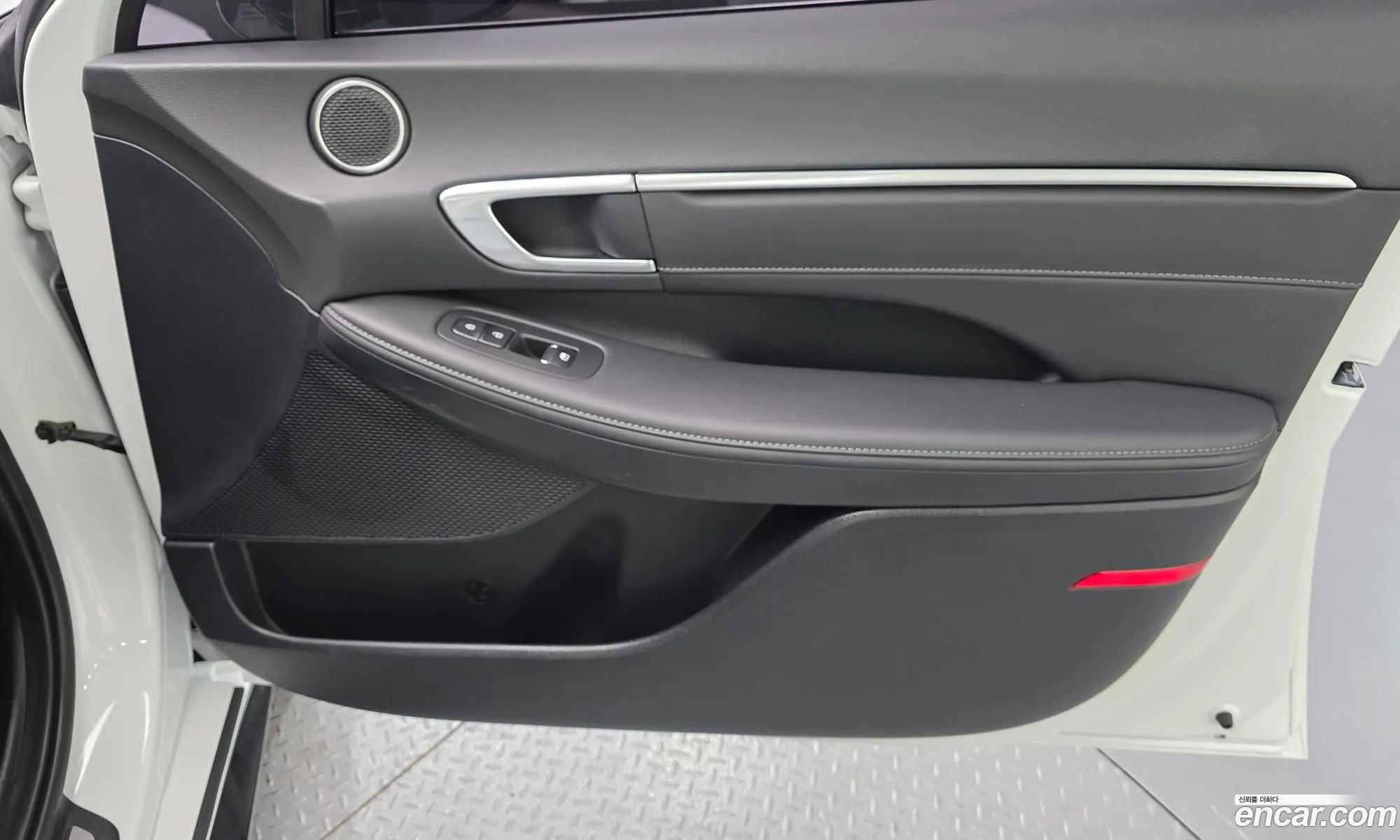 Hyundai Sonata 2022 — 17