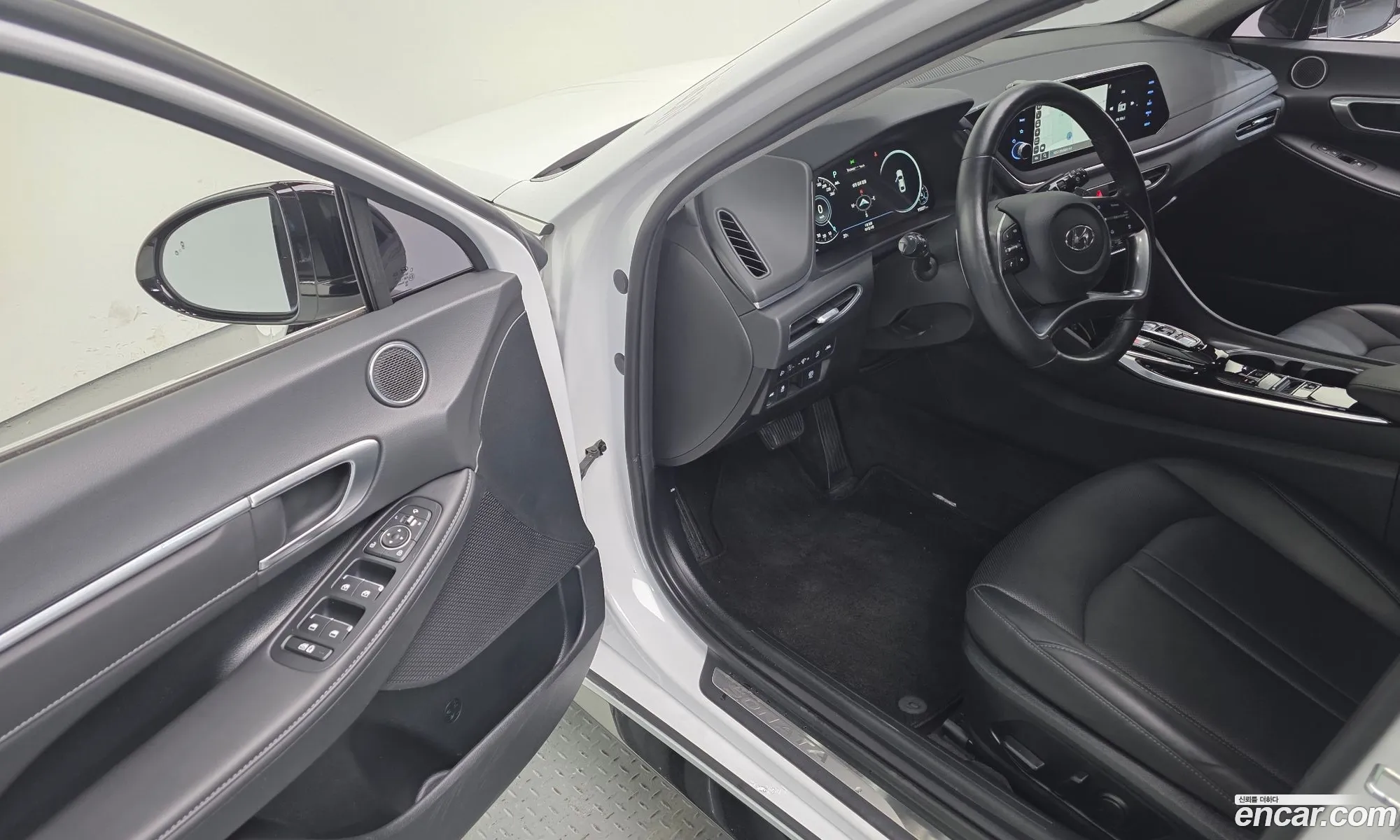 Hyundai Sonata 2022 — 15