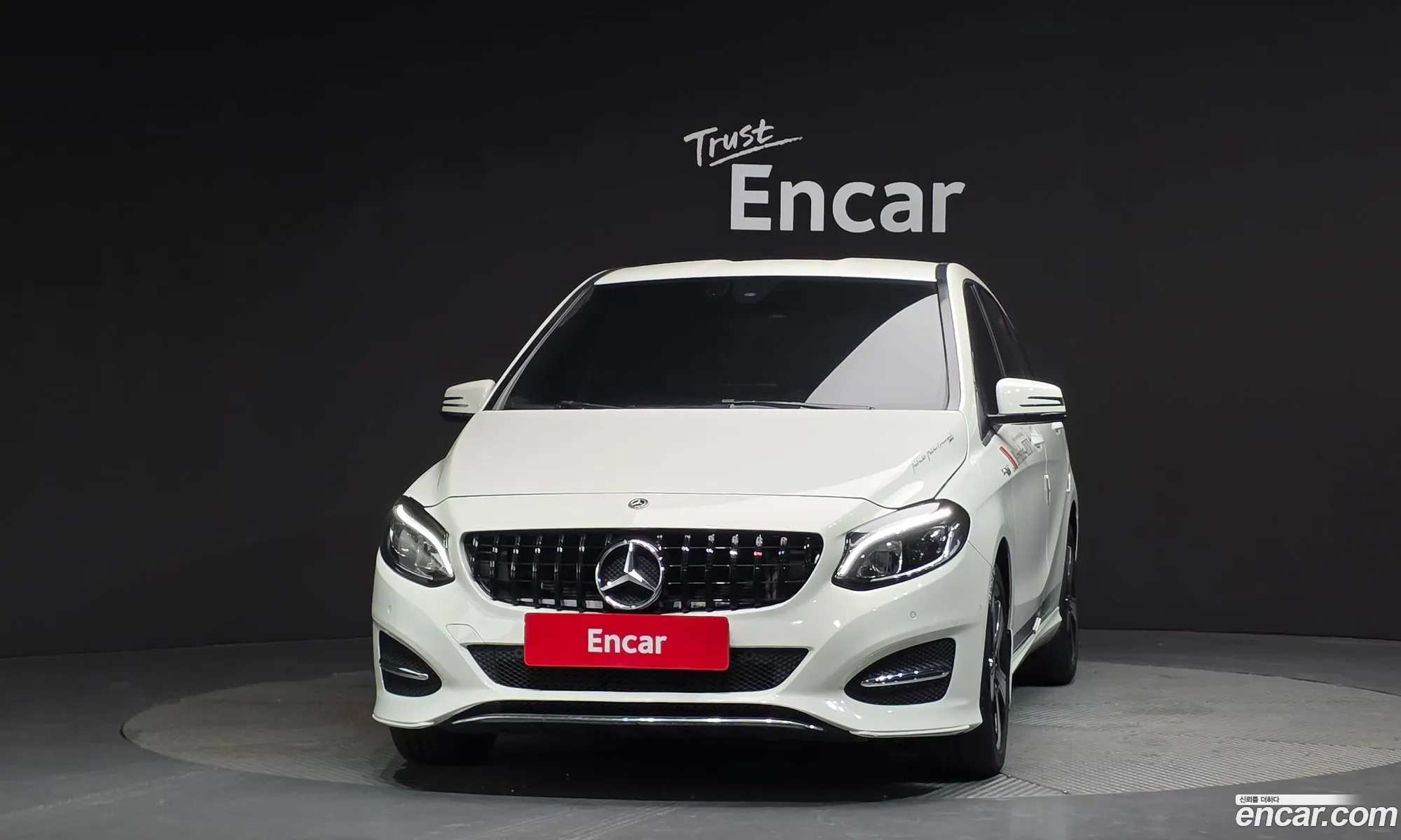 Mercedes-Benz B-Class W246 2018 WDDMH4FB6JN242229 — 2