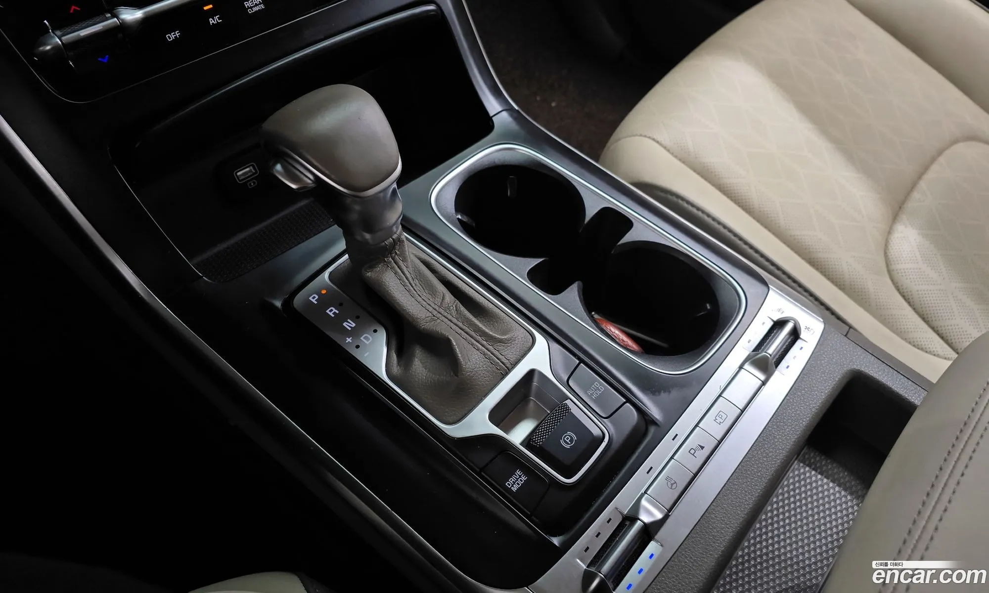 Kia Carnival 2021 — 3