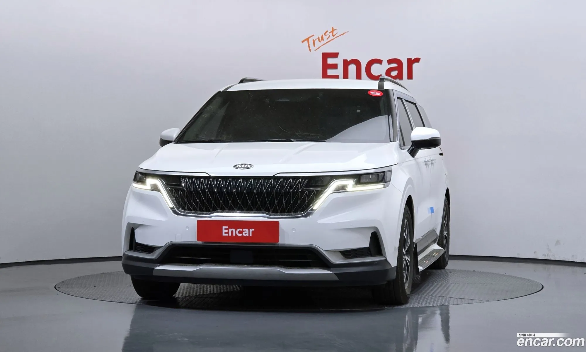Kia Carnival 2021 — 11