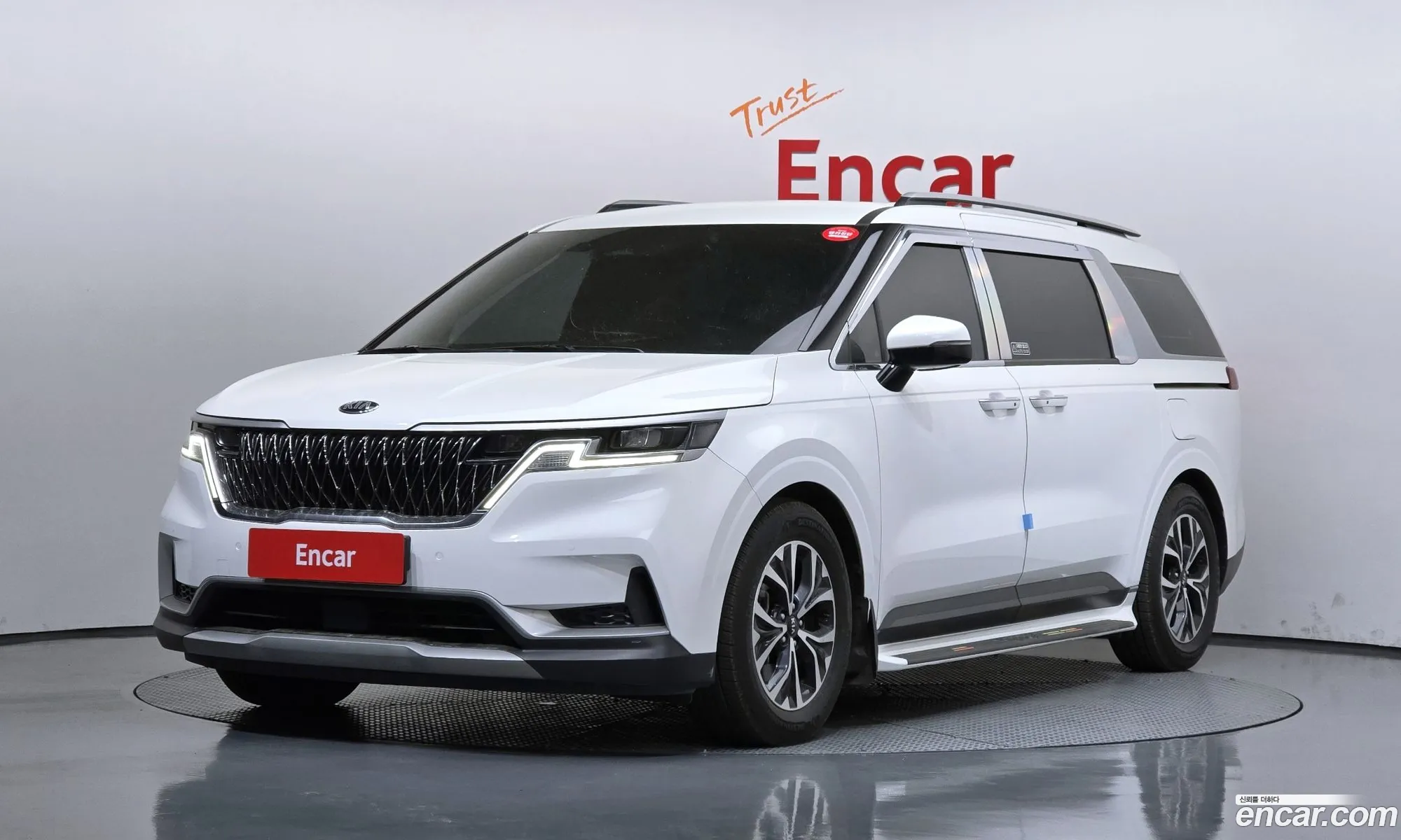 Kia Carnival 2021 — 2
