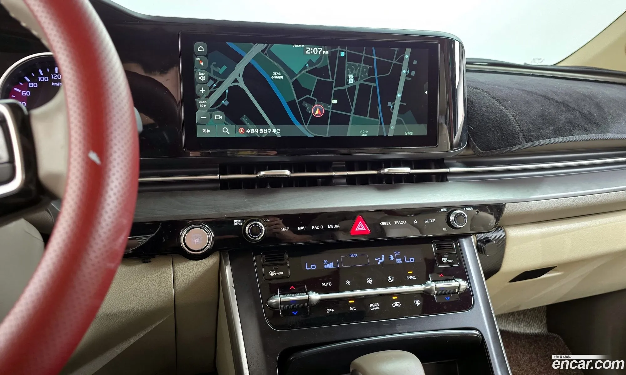 Kia Carnival 2021 — 17