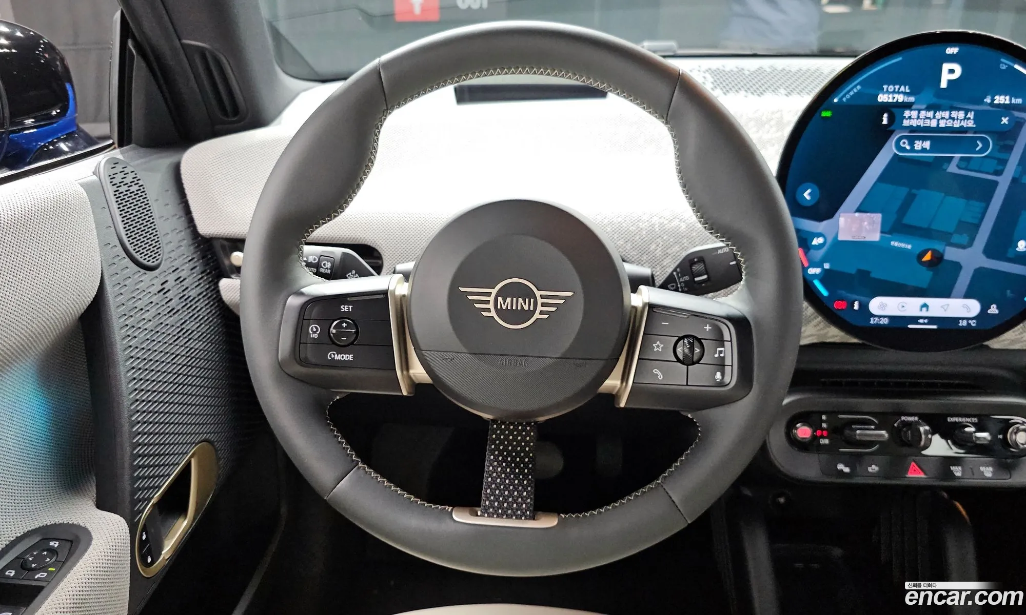Mini Cooper Electric 2024 WMW21GC00RTA25874 — 5