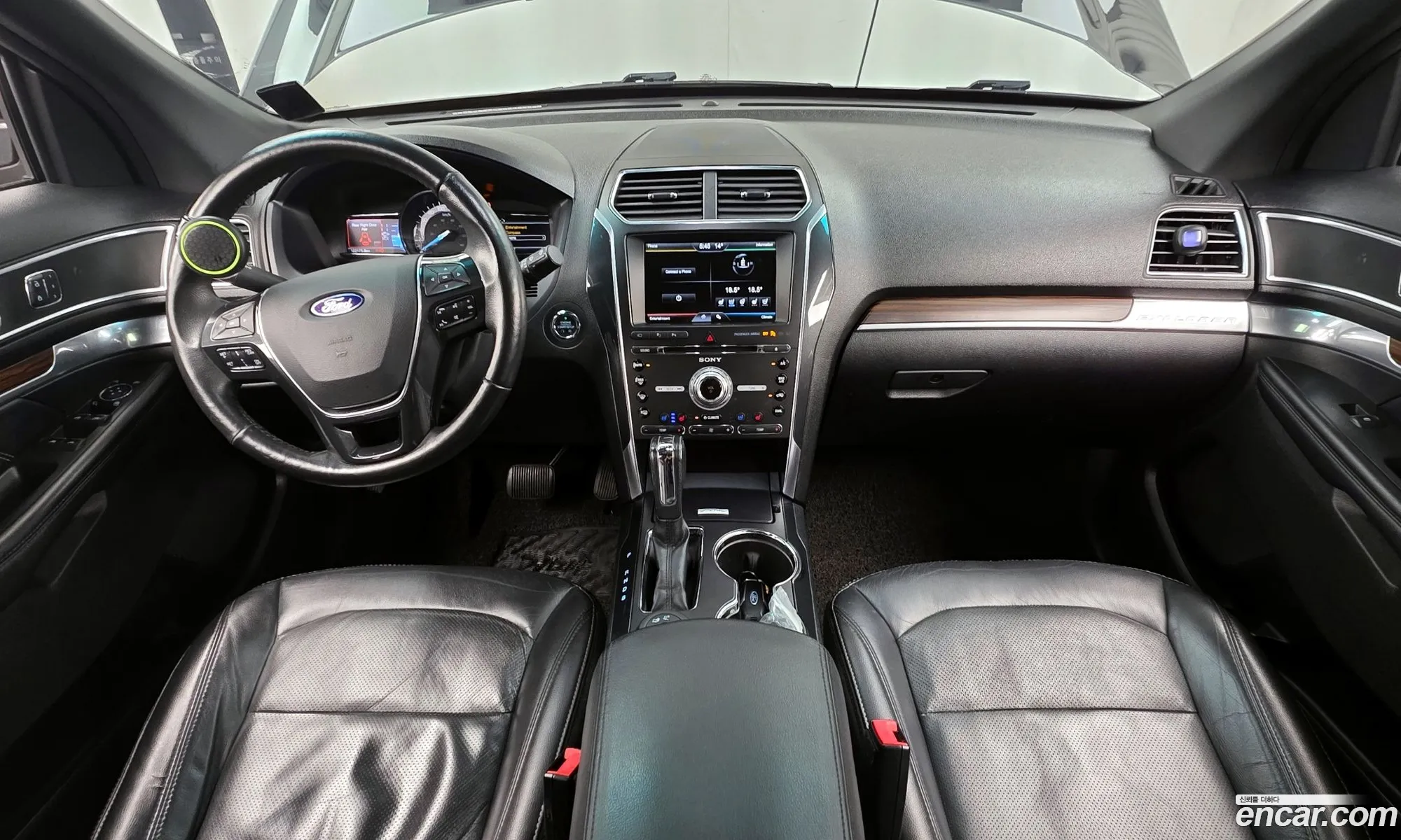 Ford Explorer 2016 1FM5K8FH3GGD08014 — 18