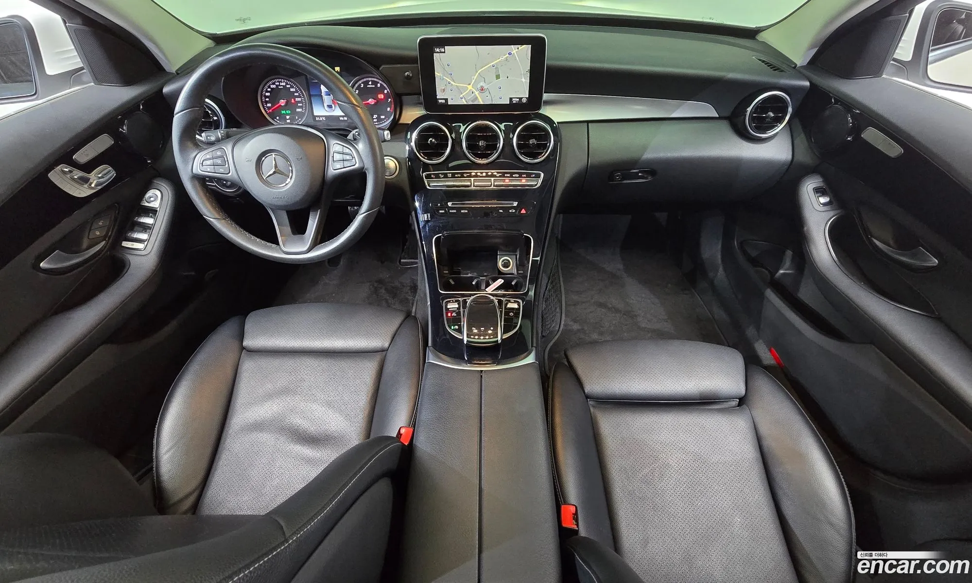 Mercedes-Benz C-Class W205 2017 — 16