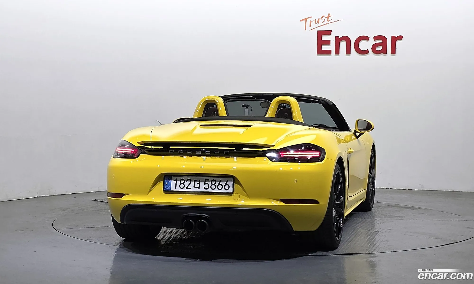 Porsche 718 Boxster 2017 — 17