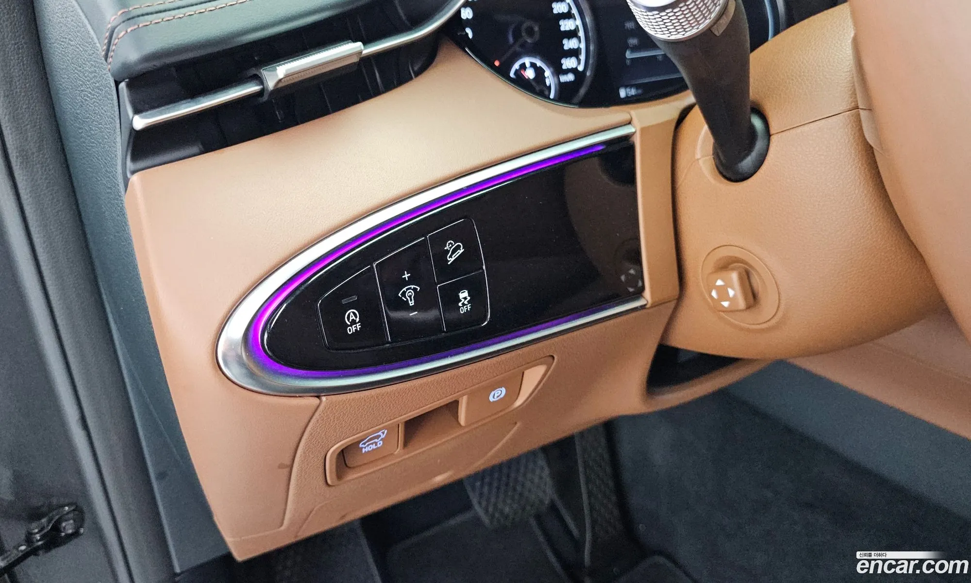 Genesis GV70 2021 — 25
