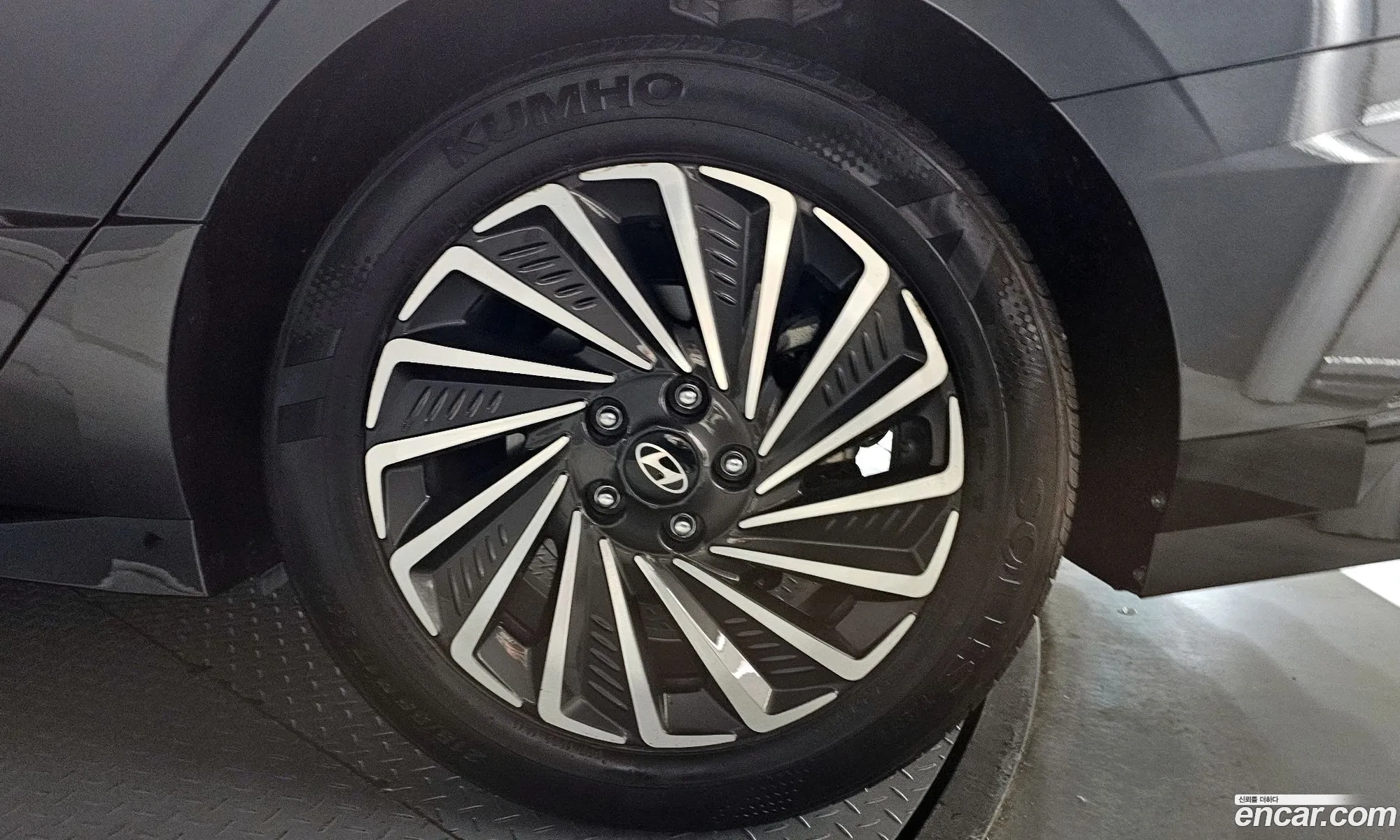 Hyundai Sonata the Edge Hybrid 2024 — 6