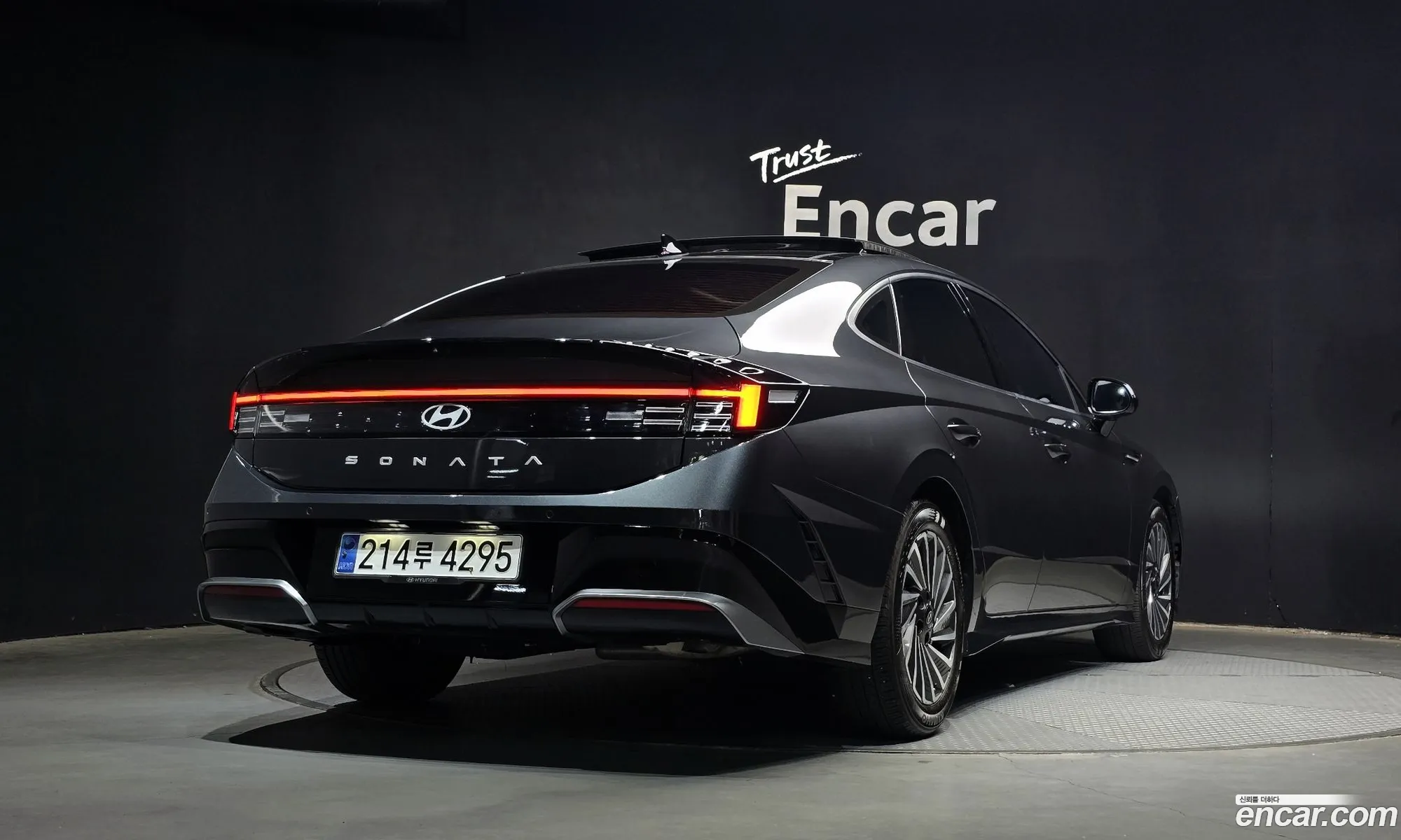 Hyundai Sonata the Edge Hybrid 2024 — 11