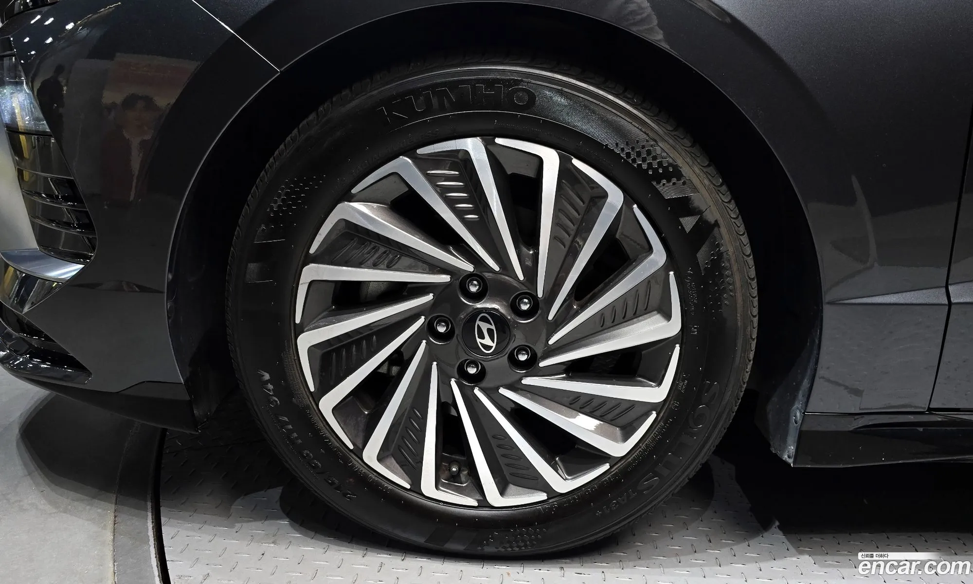 Hyundai Sonata the Edge Hybrid 2024 — 18
