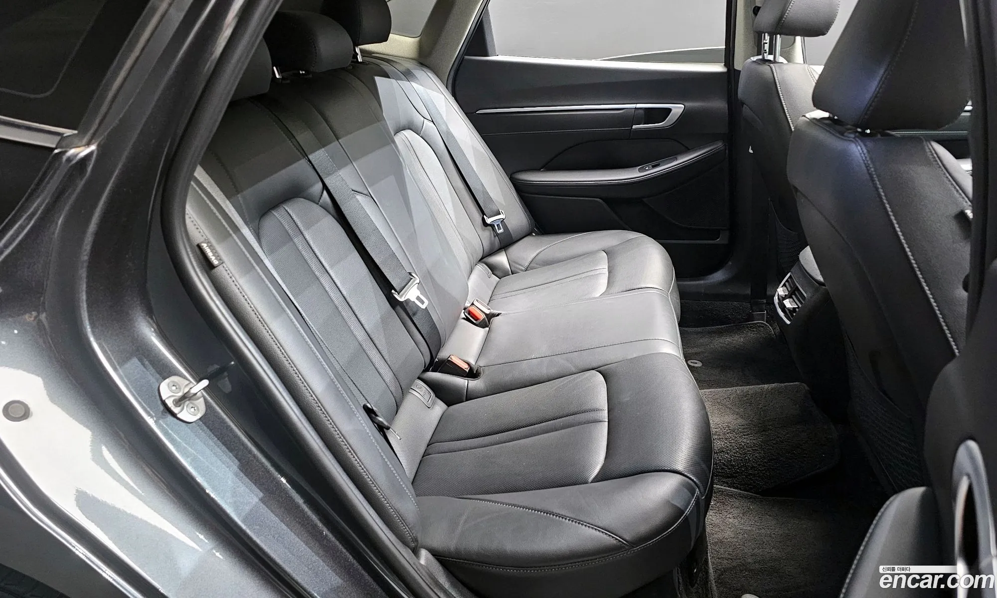Hyundai Sonata the Edge Hybrid 2024 — 26