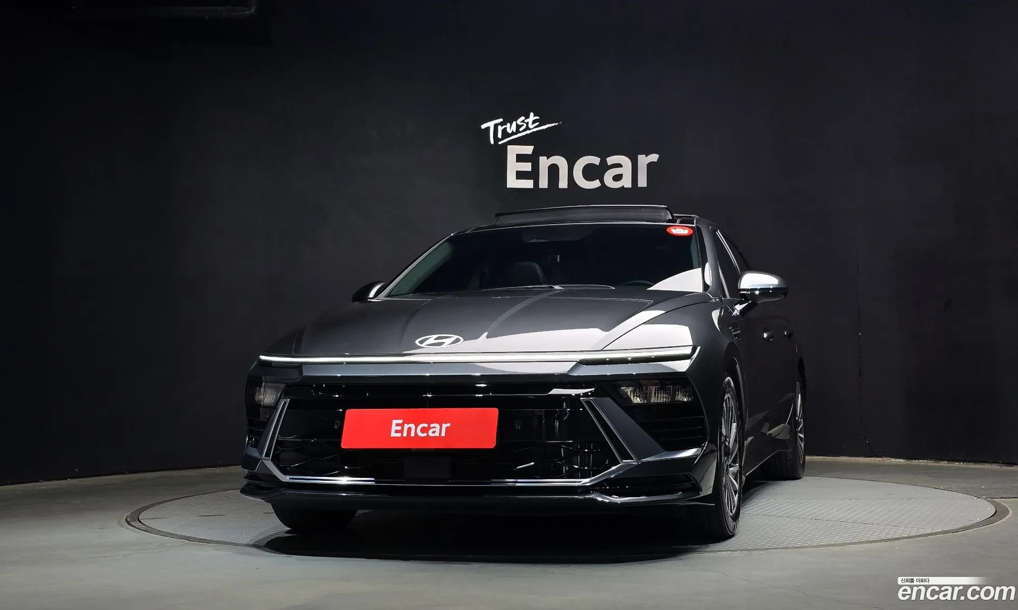 Hyundai Sonata the Edge Hybrid 2024 — 4