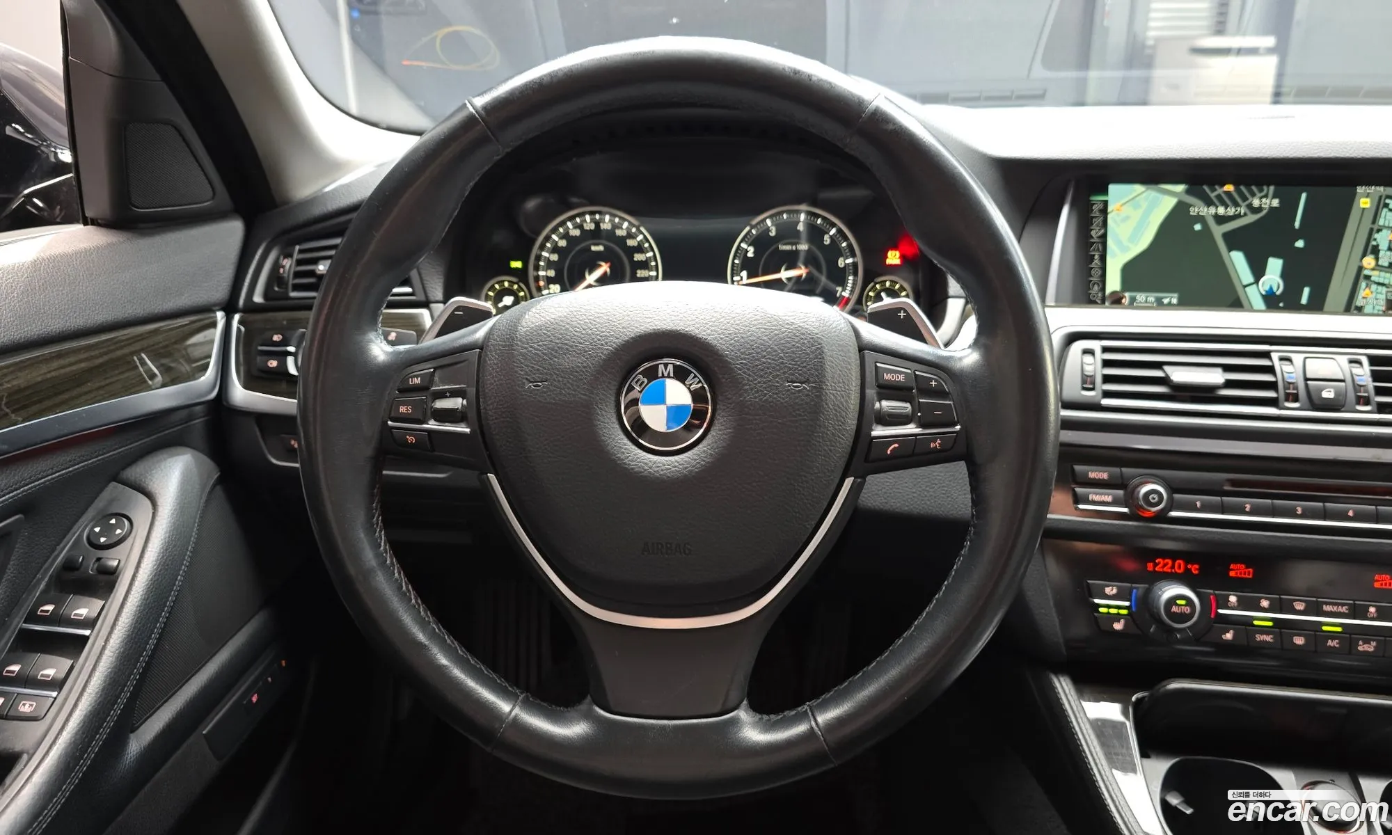 BMW 5 Series 2015 WBA5A7101FD817566 — 17