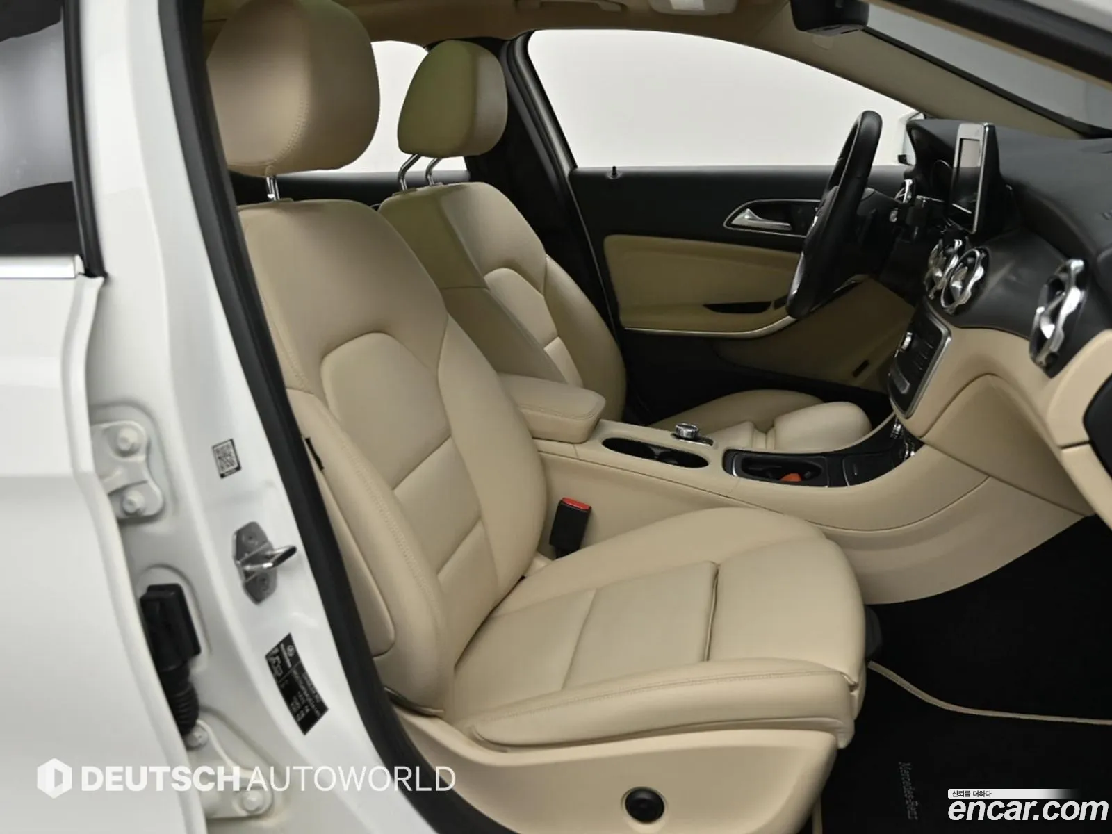 Mercedes-Benz GLA-Class X156 2018 — 17