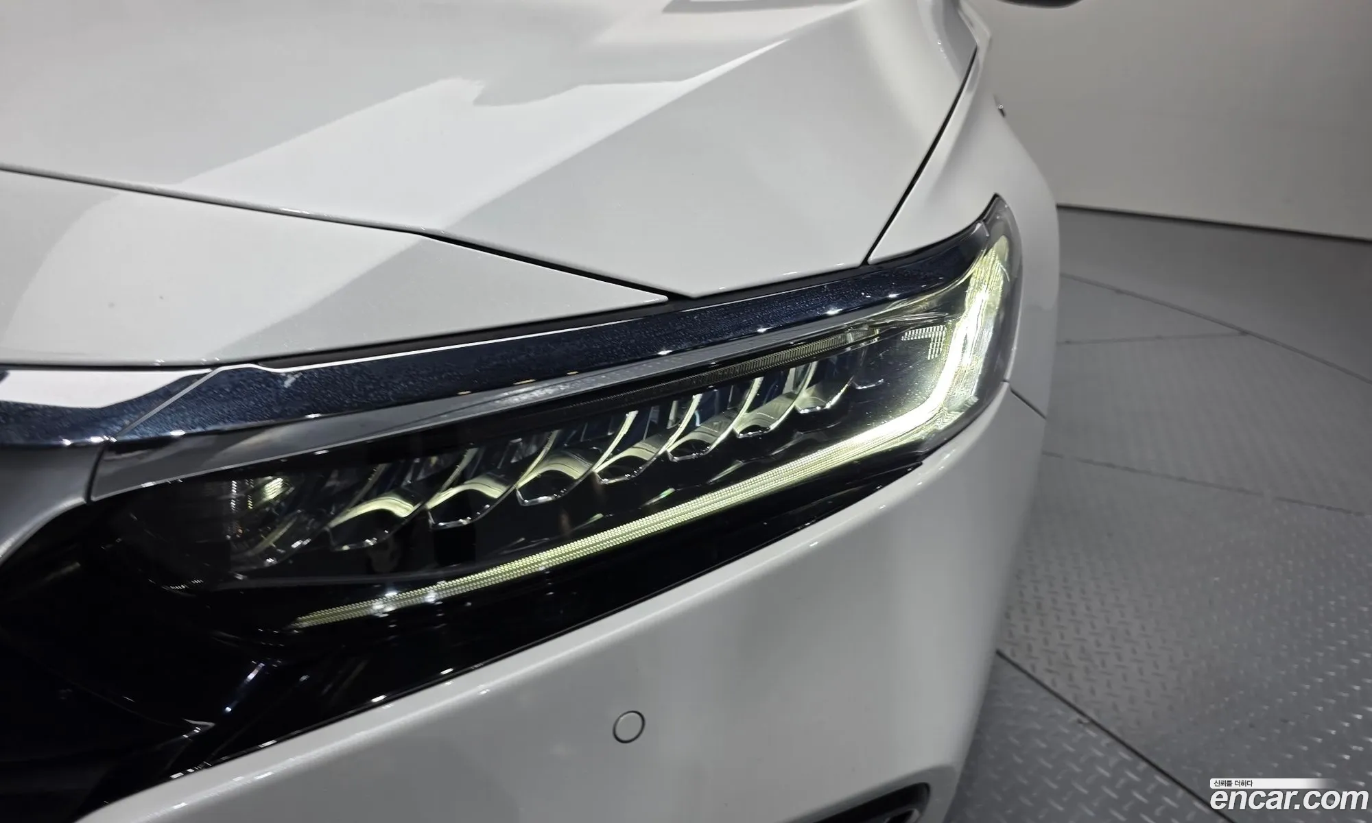 Honda Accord 10th Gen 2019 1HGCV3690KA511925 — 24