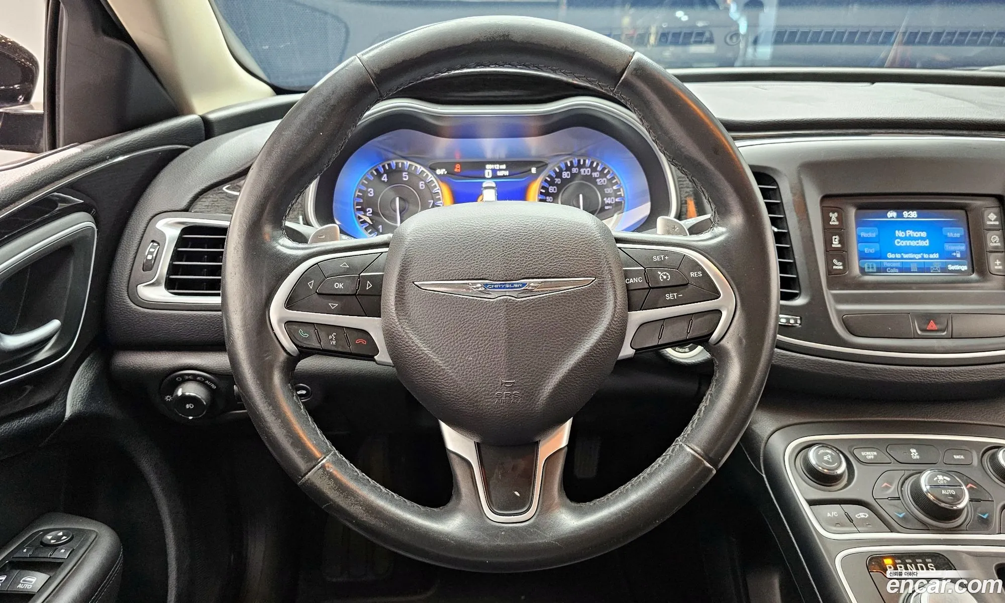 Chrysler 200 2015 1C3CCCEG — 10