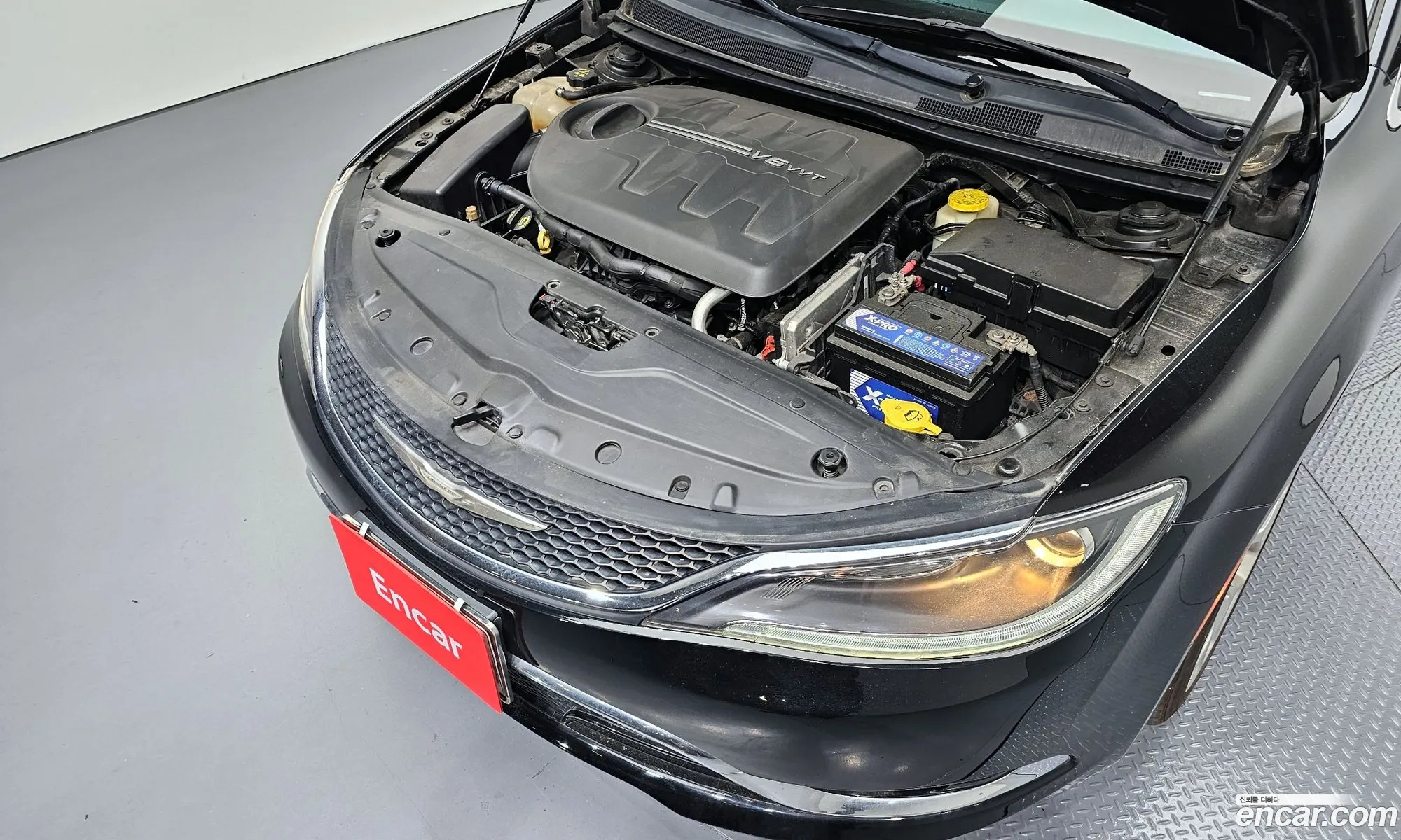 Chrysler 200 2015 1C3CCCEG — 11