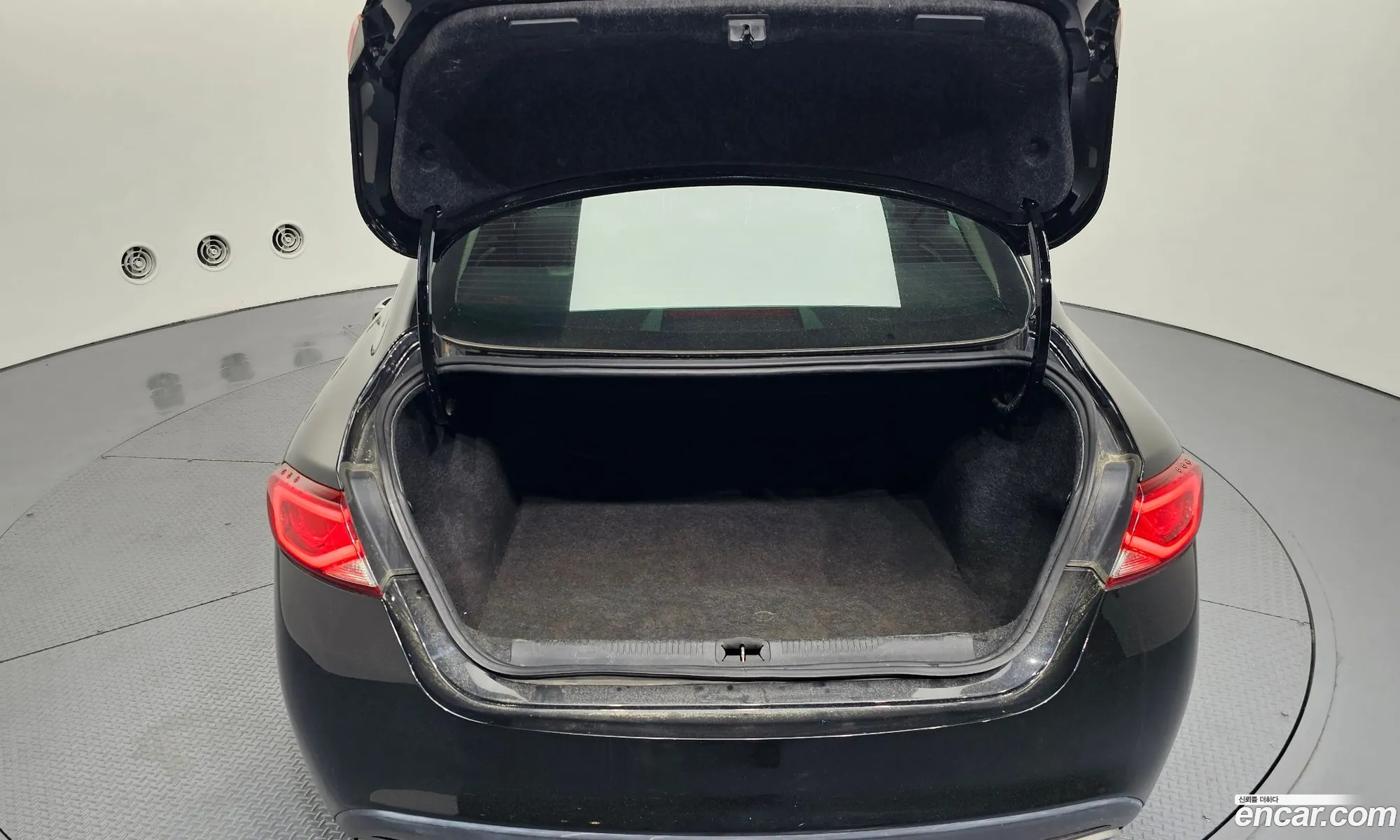 Chrysler 200 2015 1C3CCCEG — 17