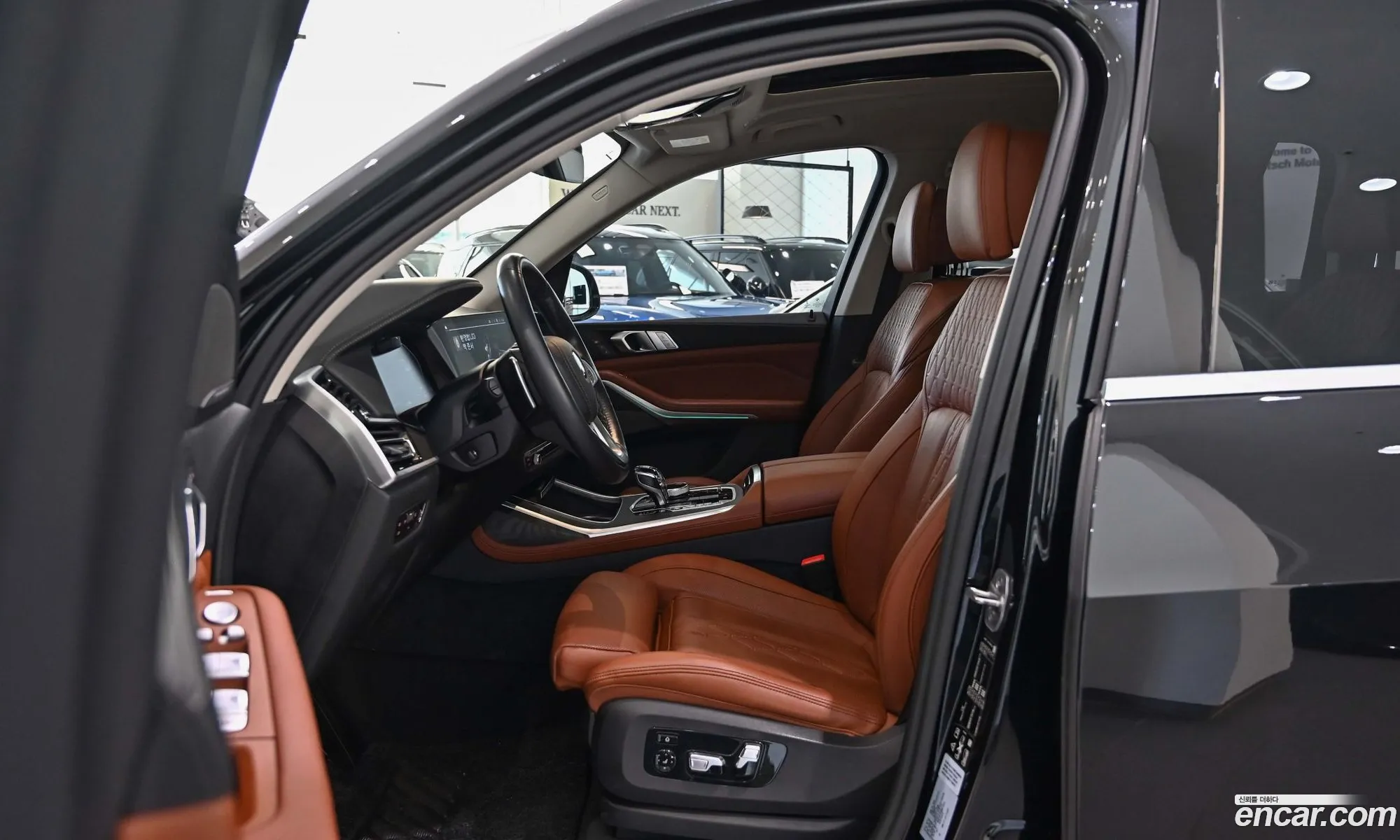 BMW X7 2021 — 16