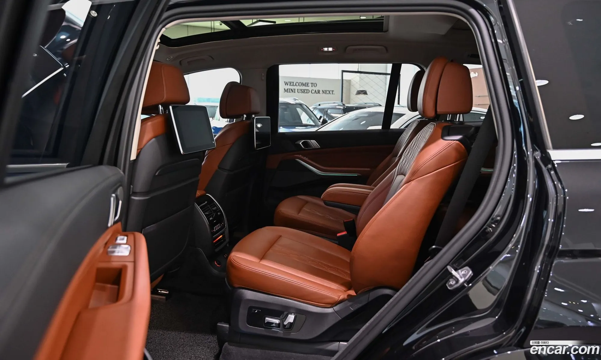BMW X7 2021 — 17