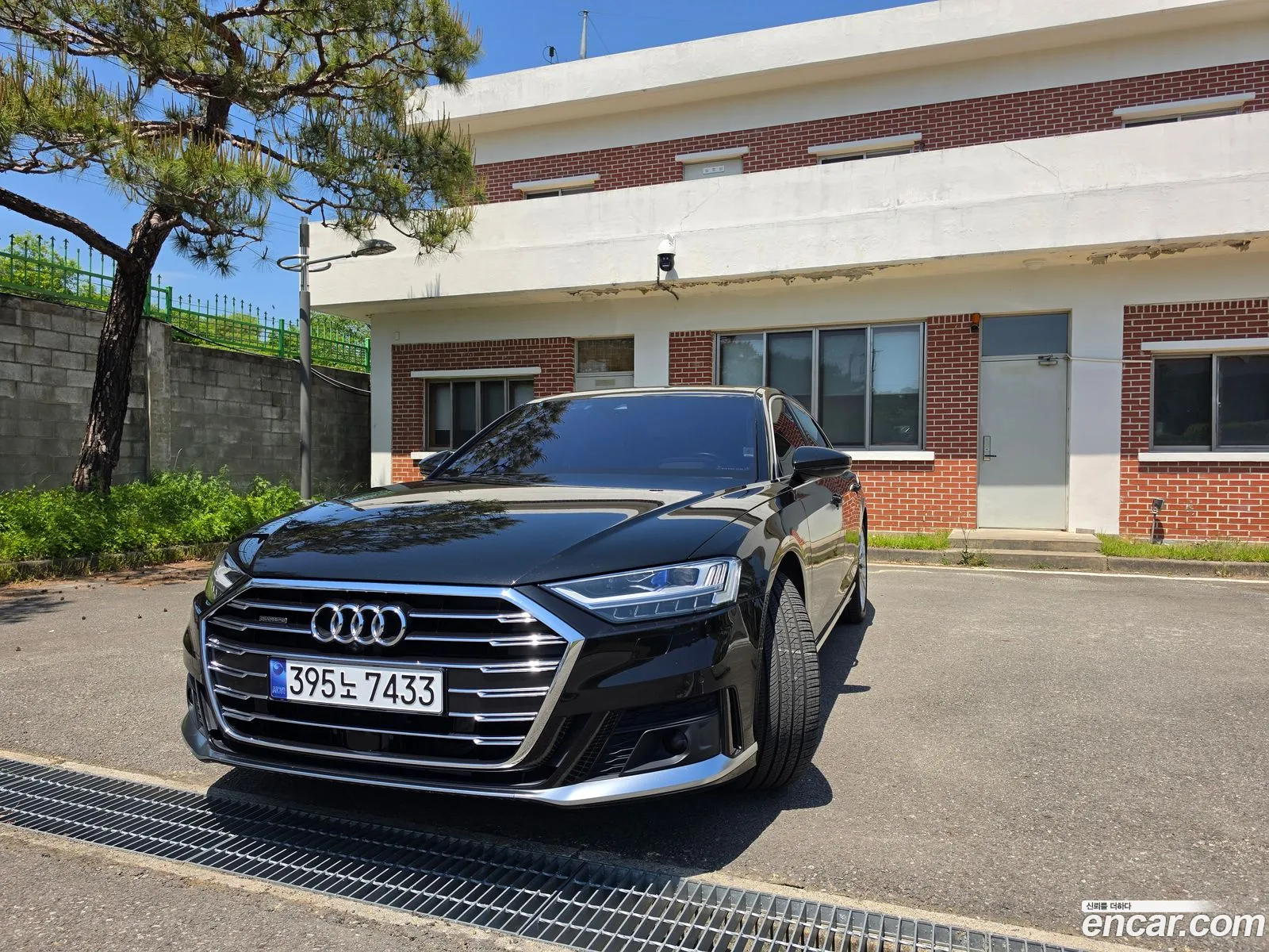 Audi A8 2021 — 14
