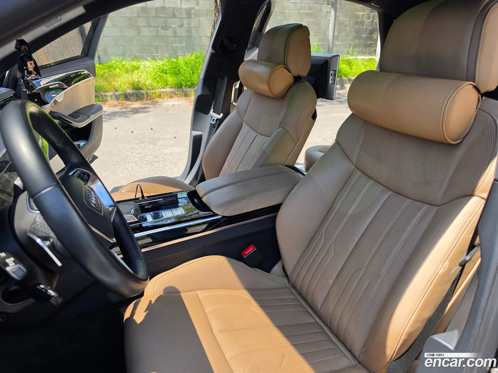 Audi A8 2021 — 18