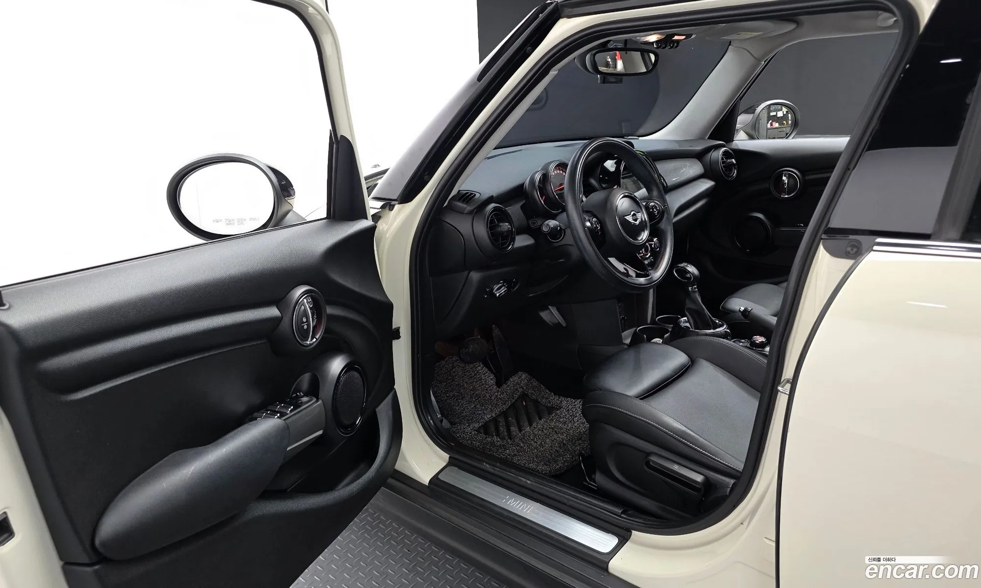 Mini Cooper D 2015 — 15