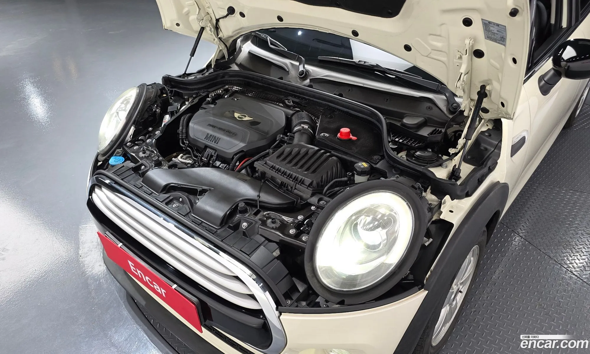 Mini Cooper D 2015 — 5