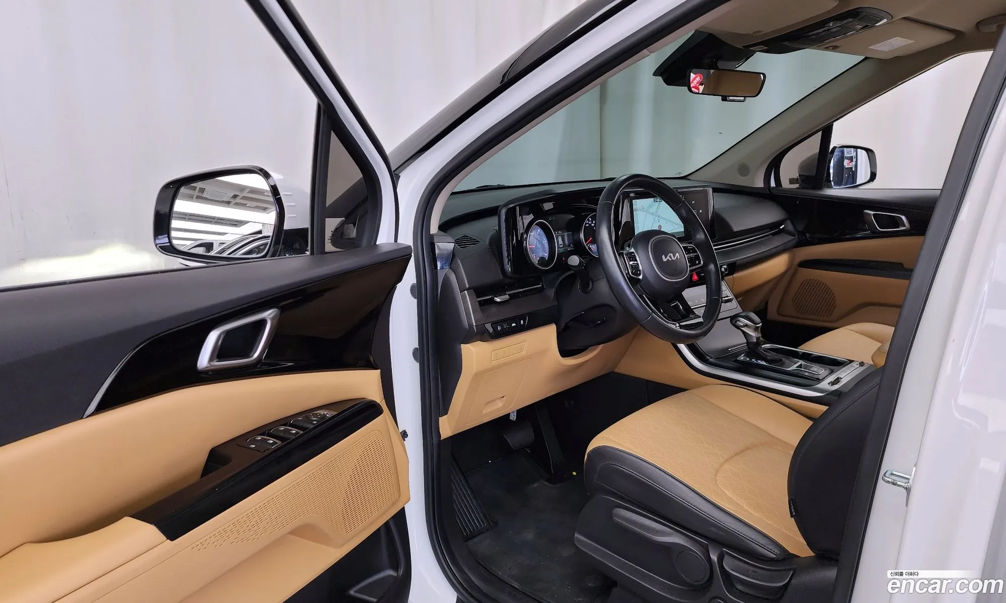 Kia Carnival 2022 — 19