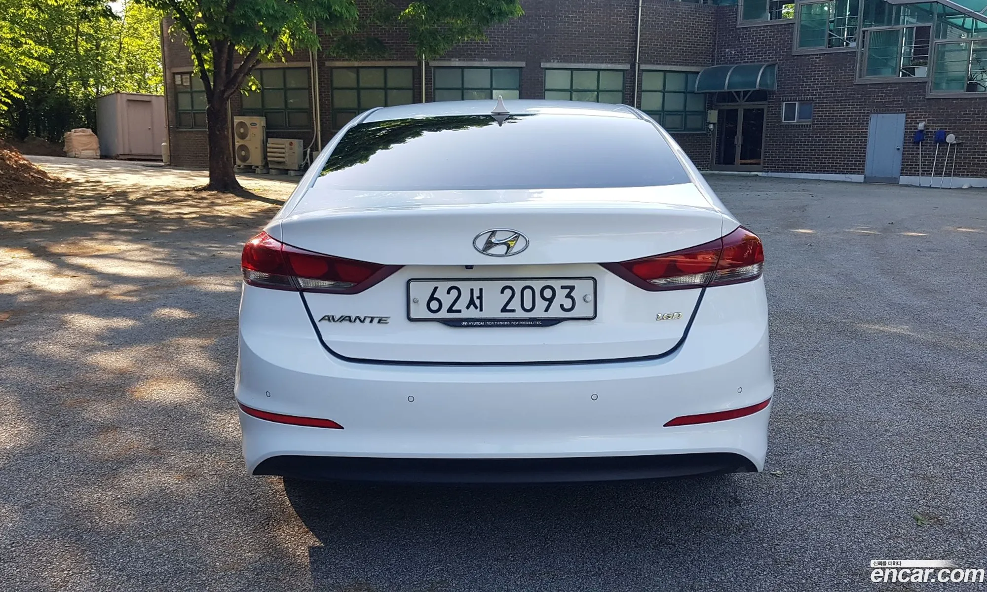 Hyundai Elantra AD 2017 — 6