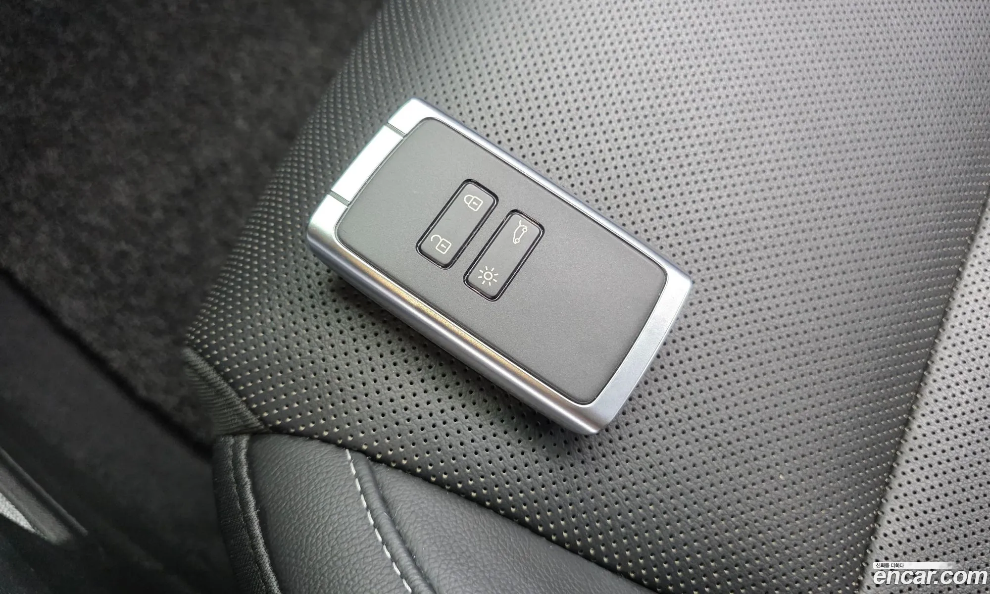 Renault Korea (Samsung) XM3 2020 — 10
