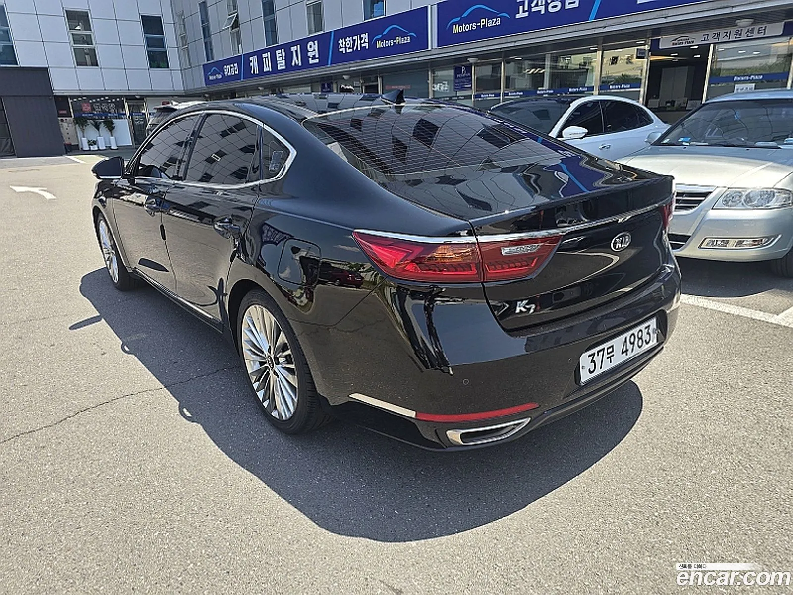 Kia K7 2019 — 18