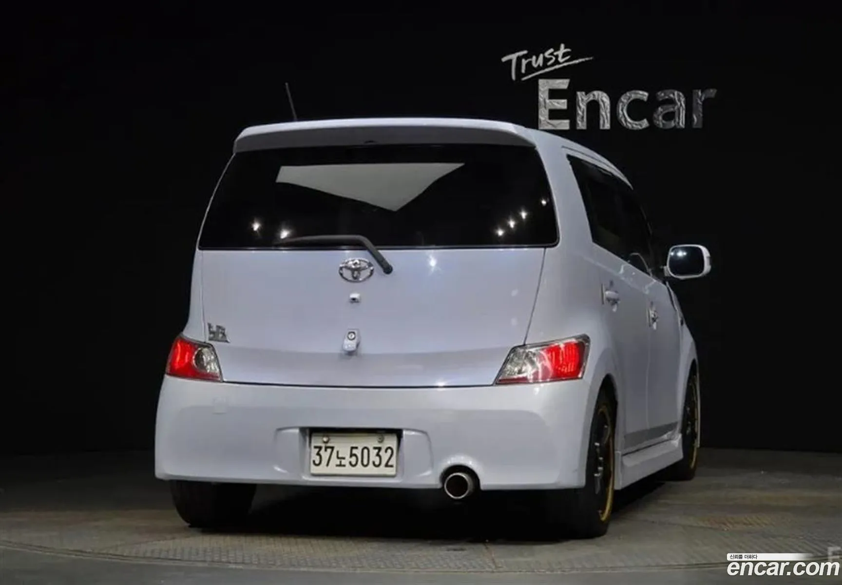 Toyota bB 2006 — 17