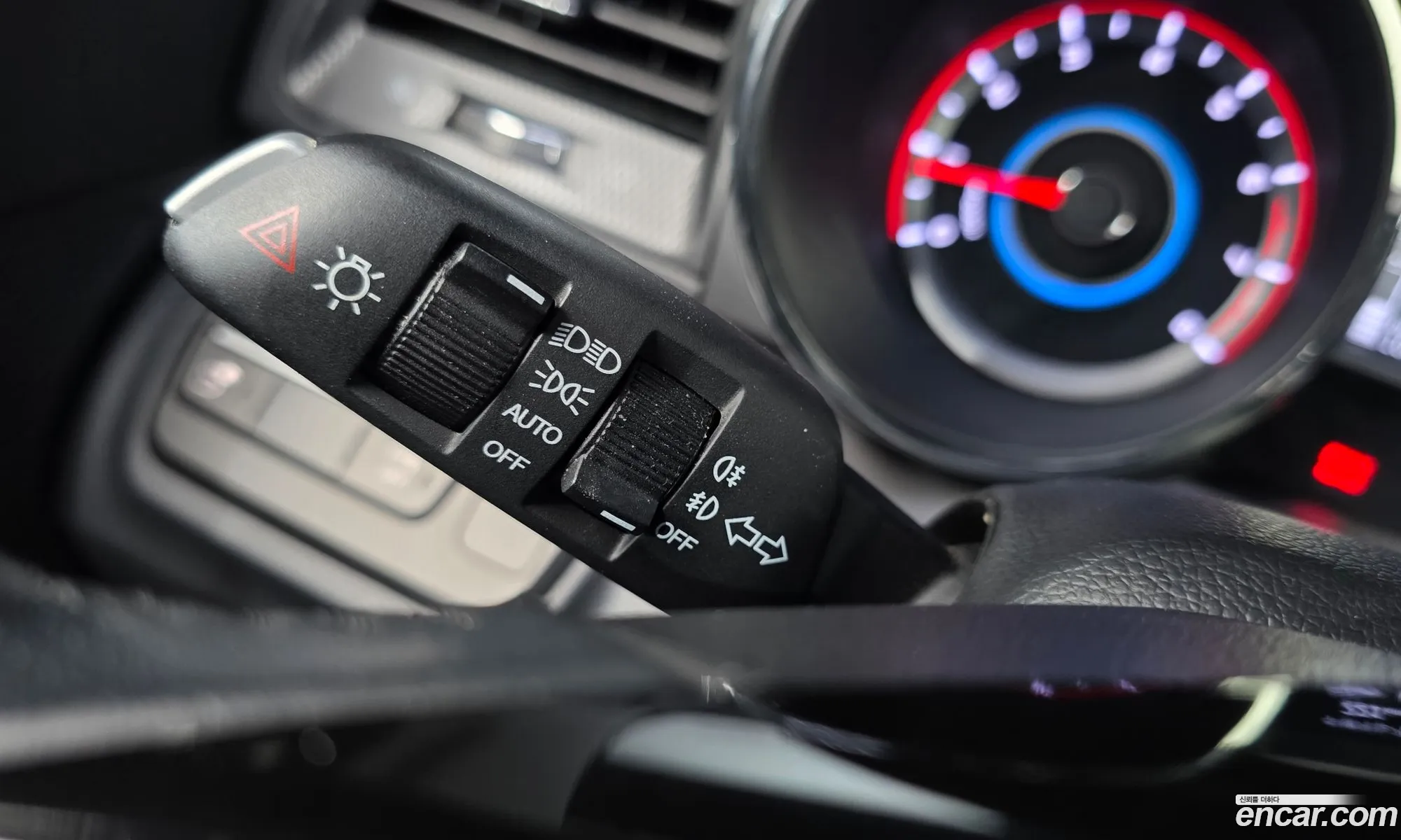 KG Mobility (SsangYong) Tivoli Air 2017 — 10