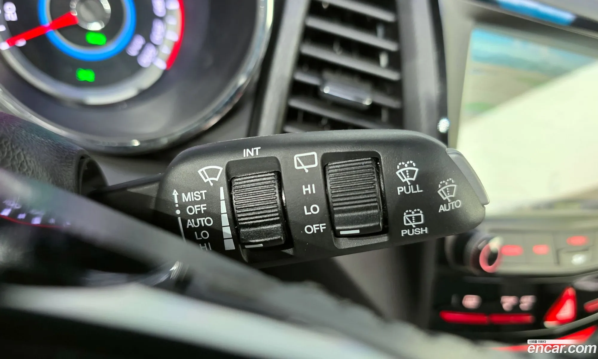 KG Mobility (SsangYong) Tivoli Air 2017 — 15