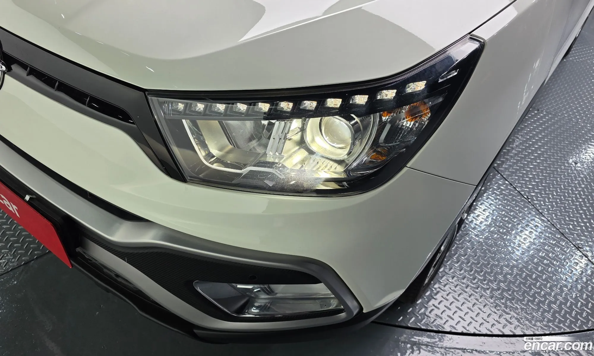 KG Mobility (SsangYong) Tivoli Air 2017 — 18