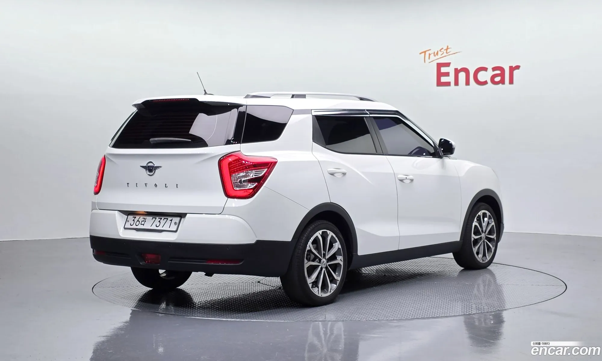 KG Mobility (SsangYong) Tivoli Air 2017 — 13