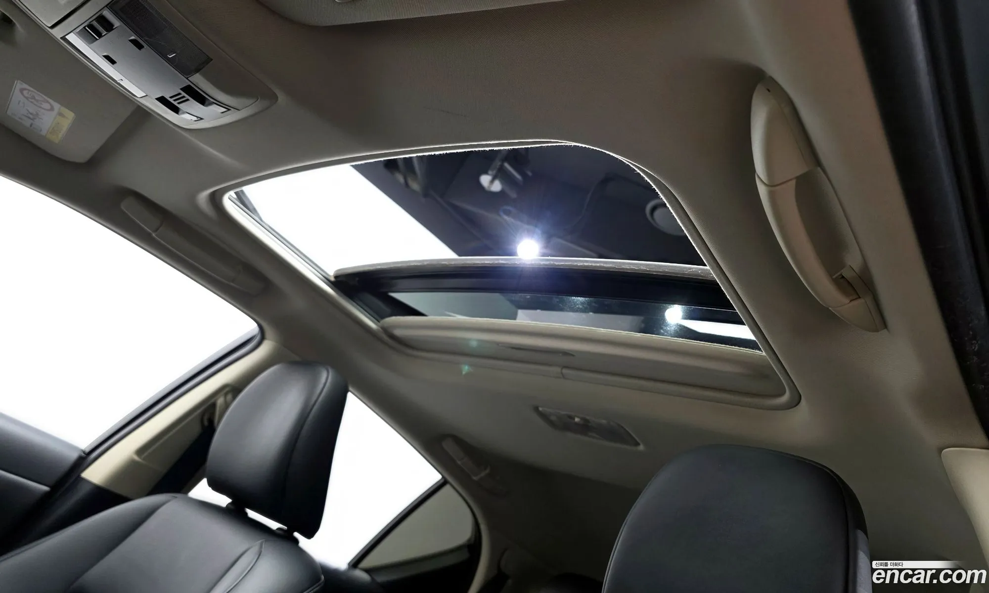 Lexus CT200h 2015 JTHKD5BH1F2248041 — 10
