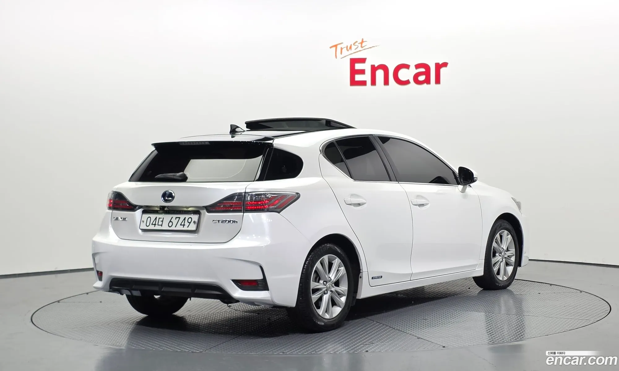 Lexus CT200h 2015 JTHKD5BH1F2248041 — 19