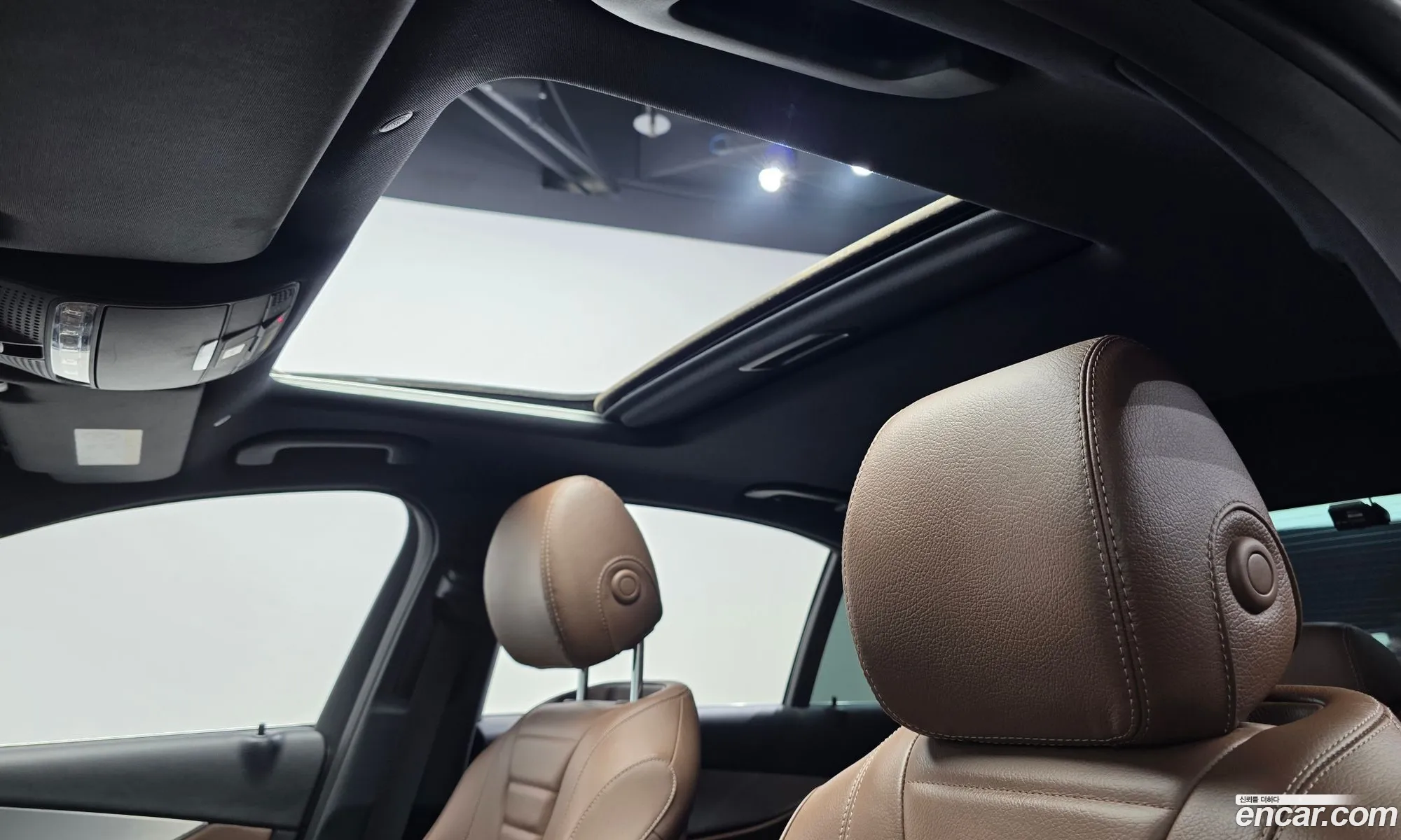 Mercedes-Benz E-Class W213 2021 — 23