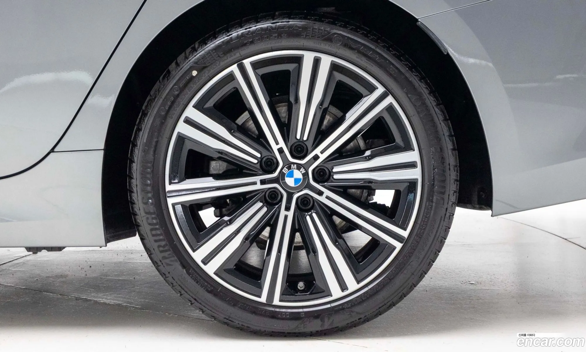 BMW 3 Series 2025 — 2