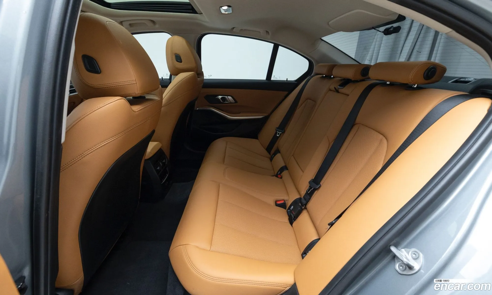BMW 3 Series 2025 — 11