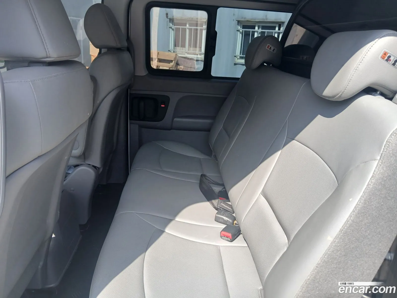 Hyundai Grand Starex 2015 — 18