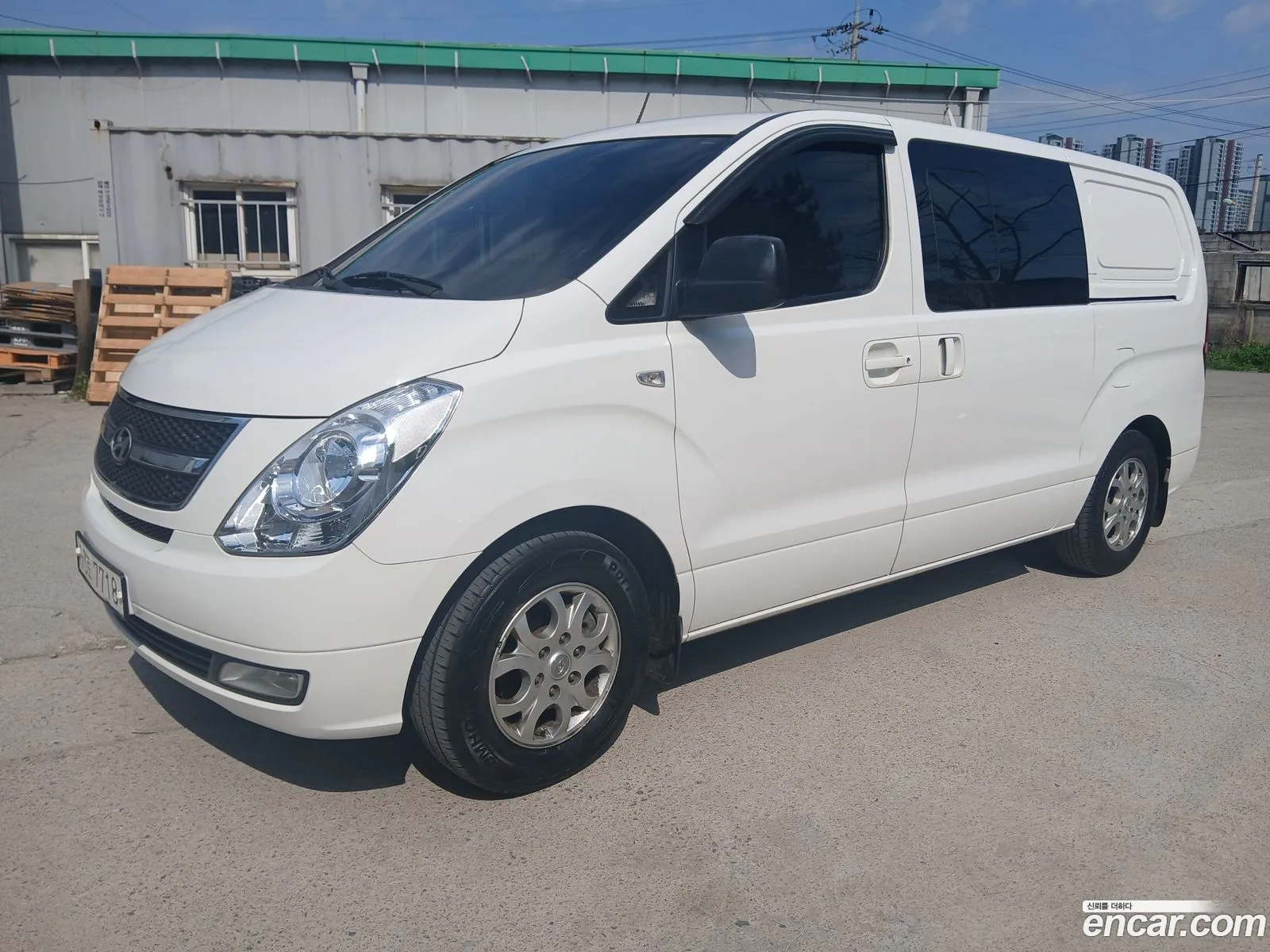 Hyundai Grand Starex 2015 — 12