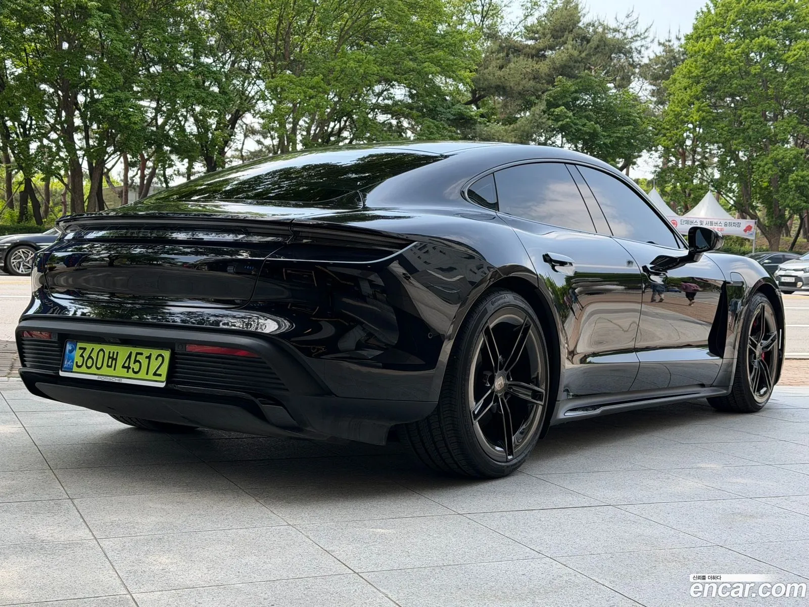 Porsche Taycan 2025 — 15