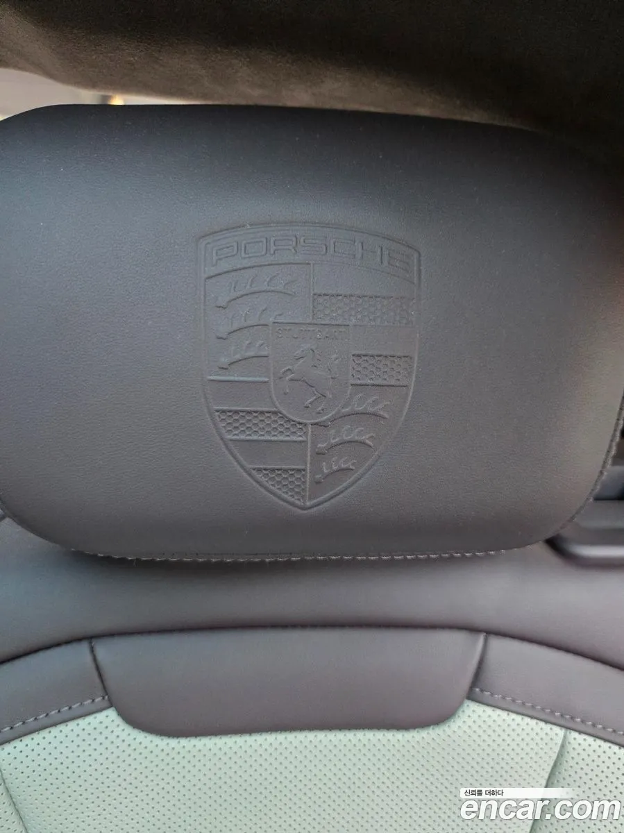 Porsche Taycan 2025 — 5