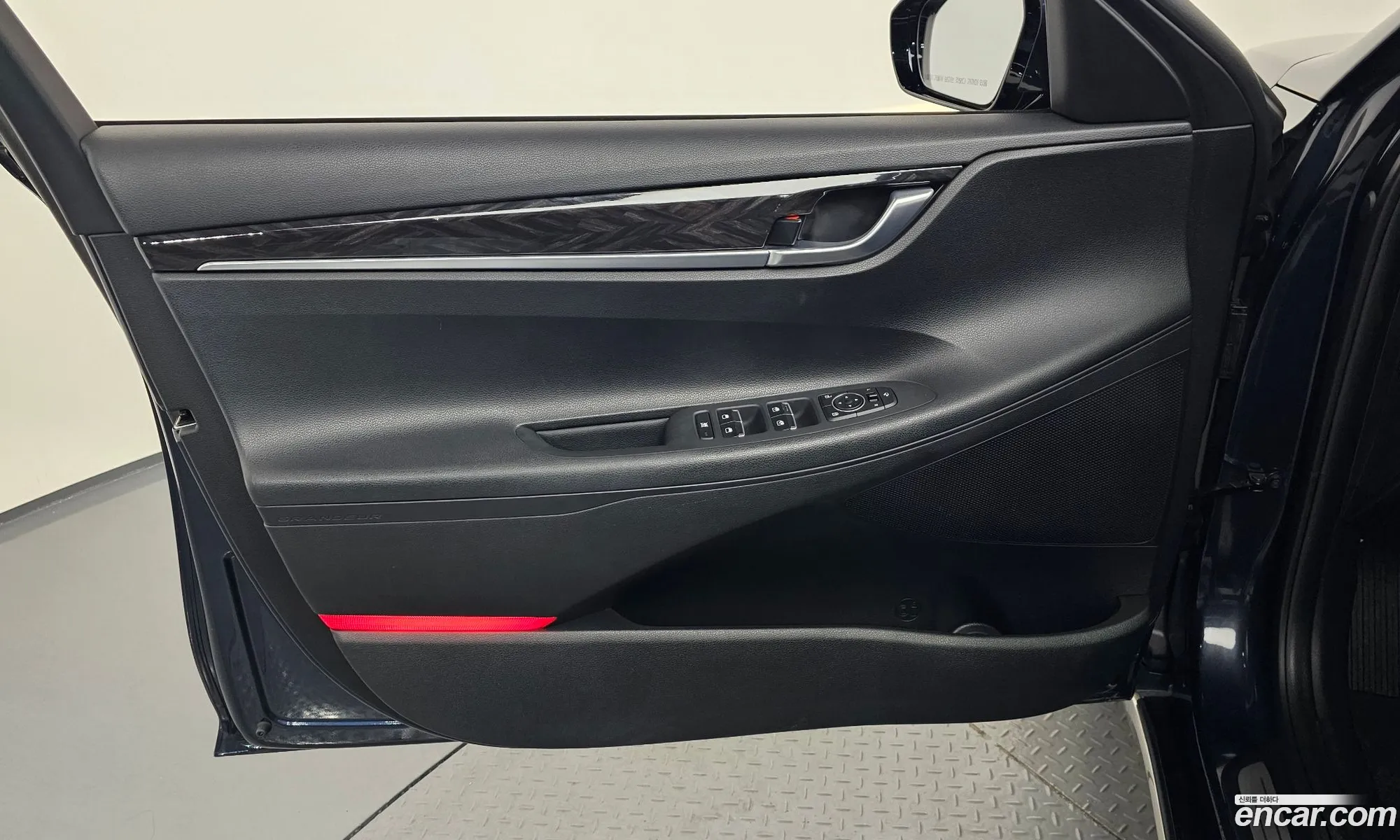 Hyundai Grandeur IG 2017 — 15